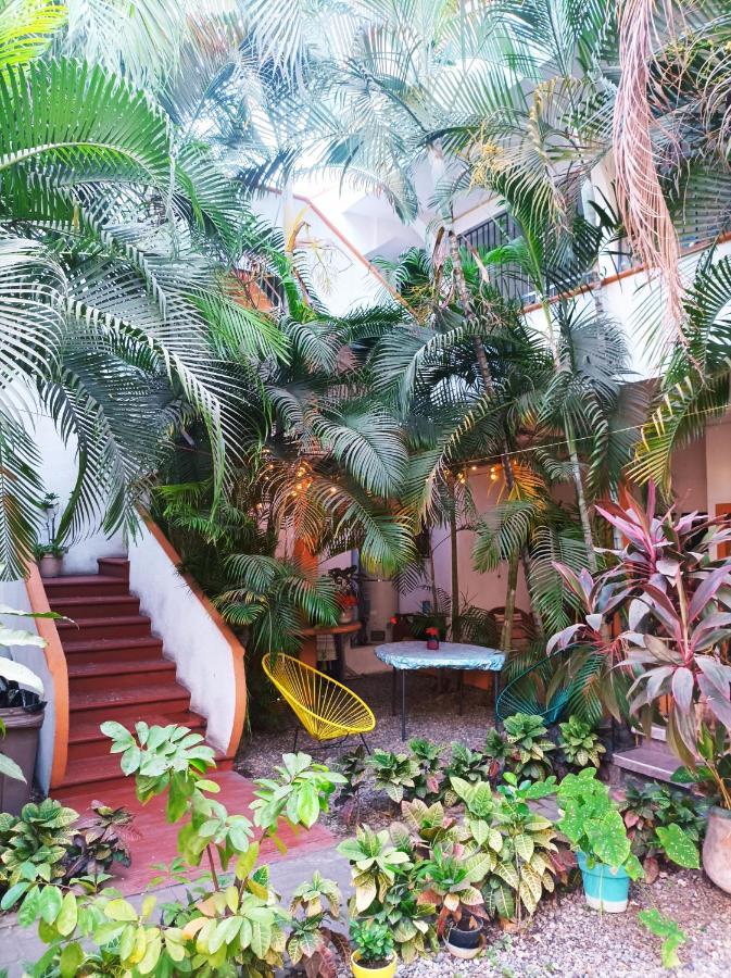 Hotel Villa Tulipanes Zihuatanejo Exterior foto